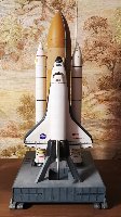 Шаттл на транспортере (Revell)